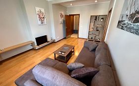 Location ! Location ! Location ! City Garden View Oak Apartment